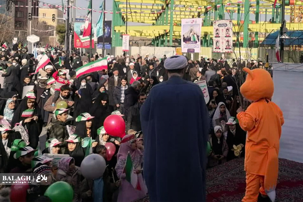 برگزاری ویژه برنامه عید مبعث و سالگرد پیروزی انقلاب اسلامی توسط گروه های تبلیغی