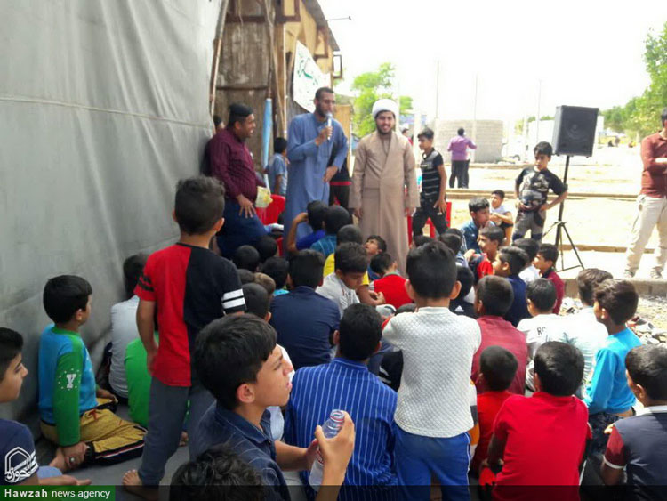 تصاویر | شما کمک رسانی طلاب مدرسه علمیه امام علی (ع) اهواز در مناطق سیل زده