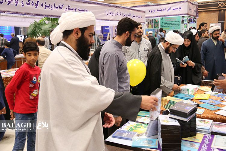 تصاویر / بازدید علاقه مندان در روز دوم نمایشگاه تخصصی شمیم ایمان