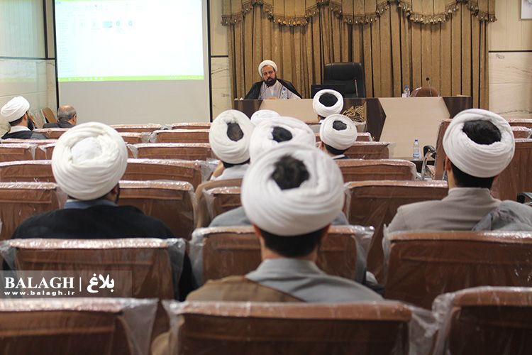 اولین نشست انجمن تخصصی مشاوره اسلامی