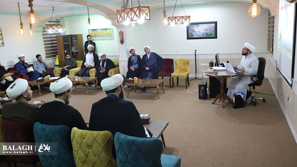 برگزاری نشست هم اندیشی مبلغان تخصصی با موضوع «اصول کلی در اختلالات زیست‌عفیفانه» در کلینیک آمین