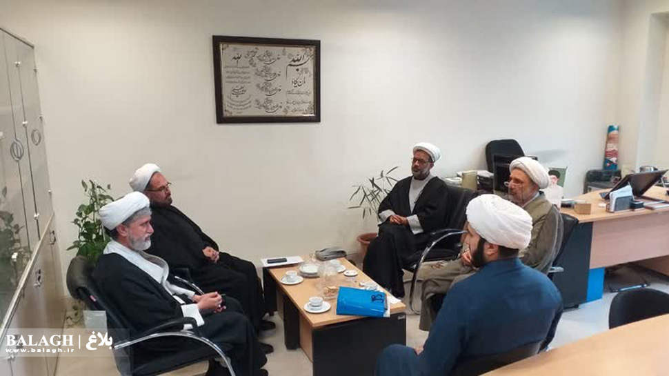 نشست تعاملی بین دفتر تبلیغات اسلامی و مشاور وزیر نیرو در امور فرهنگی و دینی