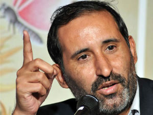 علیرضا قزوه