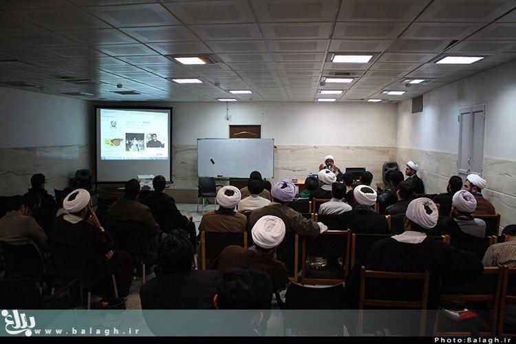 تصاویر/جلسه هم افزایی مبلغان مجازی فعال در اینستاگرام برگزار شد