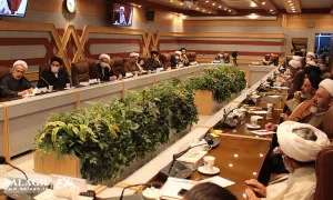 نشست هم اندیشی نخبگان تبلیغی با موضوع آسیب ها و چالش های اجتماعی روحانیت