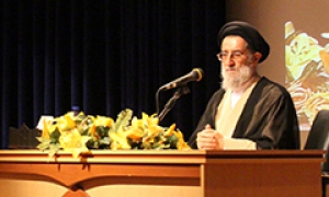 فیلم| سخنرانی حجت الاسلام و المسلمین محمد تقی قادری در سلسله نشست های راویان مکتب حسینی
