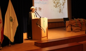 سخنرانی حجت الاسلام روستا آزاد در "همایش نقش مبلغان در دفاع مقدس"