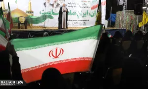 تجمع شبانه و حماسه‌انگیز مردم شریف شهر قم در میدان مفید